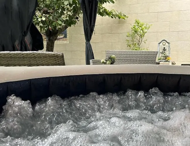 Studio Jacuzzi A L\'Abri Des Vents