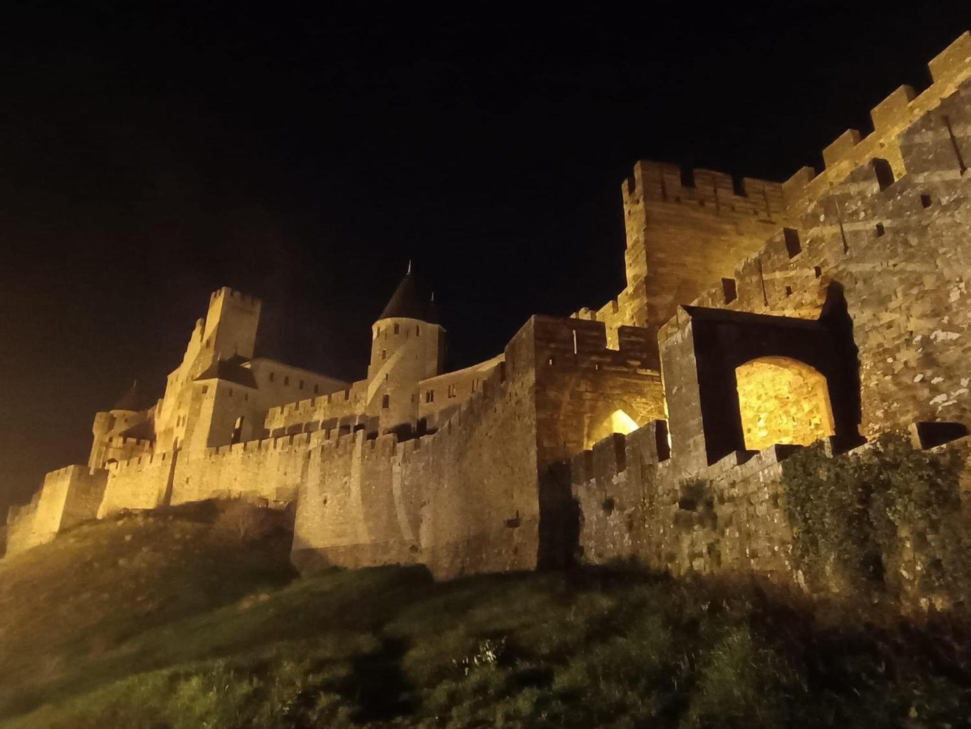 Jacuzzi A L'abri Des Vents Carcassonne